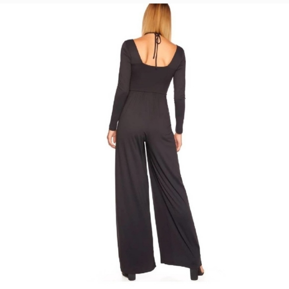 New Revolve Jumpsuit - Picture 3 of 4